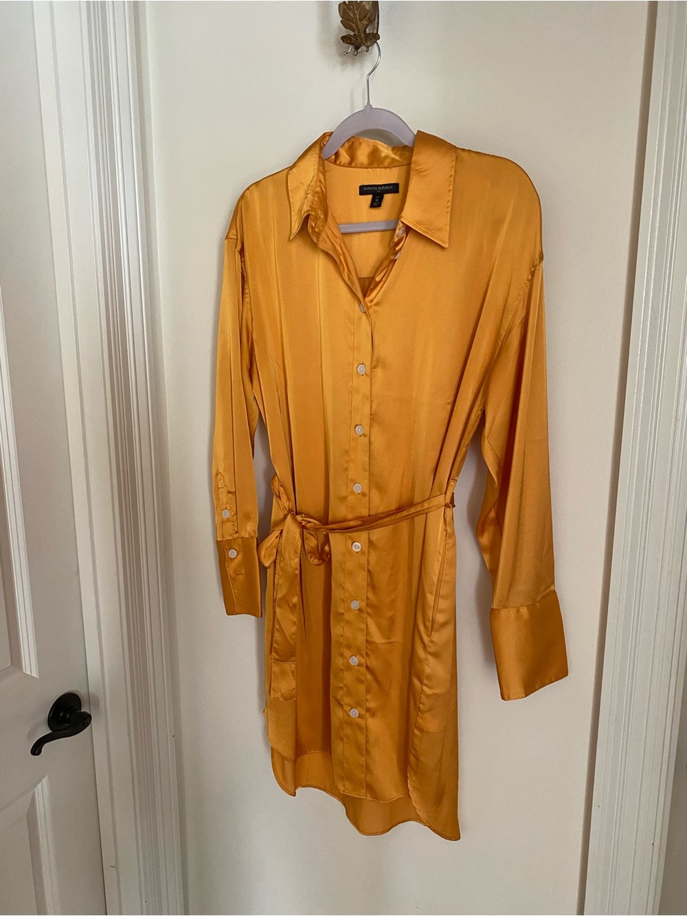 Banana Republic Satin Shirt Dress in Golden Mustard - M Tall